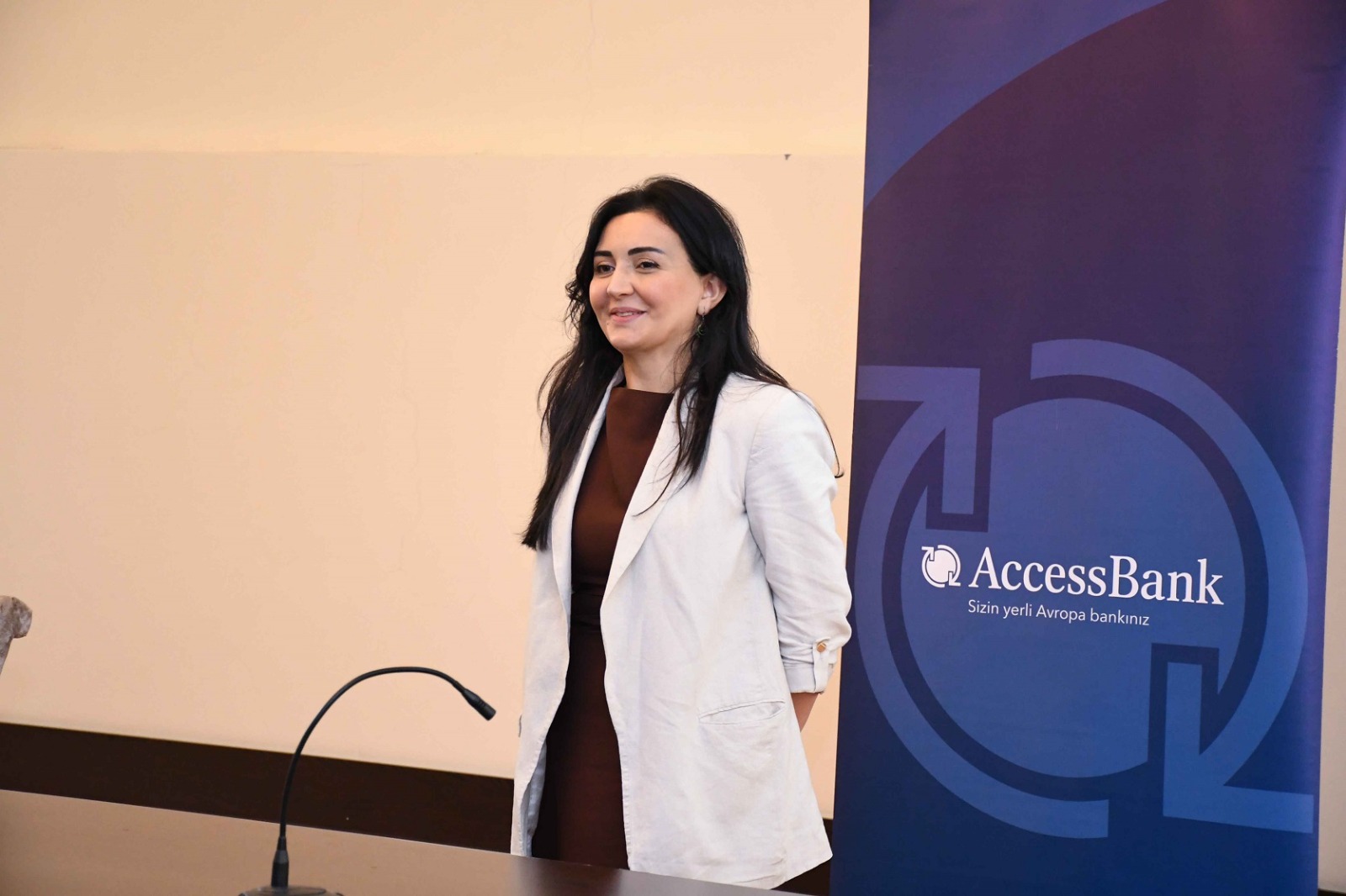 AccessBank ADAU-nun tələbələri üçün təqdimat keçirdi (FOTO)